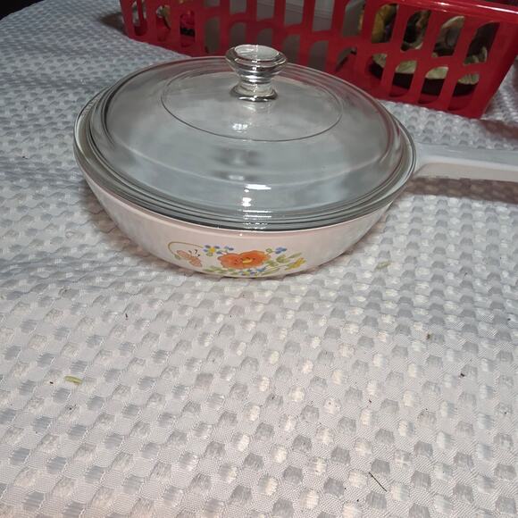 CORNING WARE 1 1/2" PINT WILDFLOWER P82 SKILLET - Picture 1 of 5